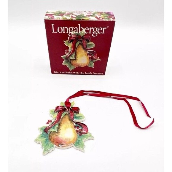 Longaberger Christmas Pear with Holly Berry Basket Tie-On 2000 Ceramic Boxed New - Picture 5 of 5